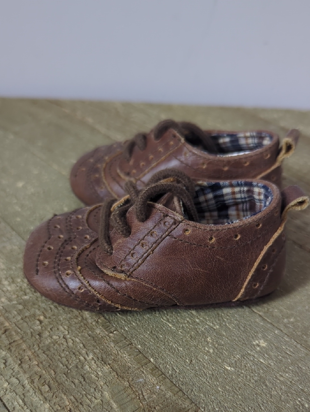 Wendy Belissimo Leather Classic Brown Baby Brogue Shoes - Picture 3 of 8